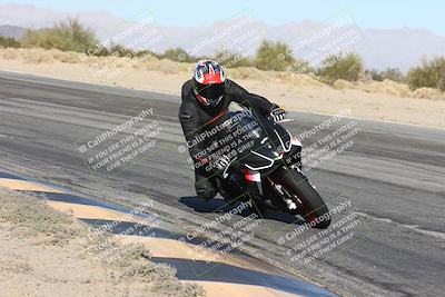 media/Dec-01-2025-Moto Forza (Mon) [[2daa91e15f]]/2-Intermediate Group/Session 4 (Turn 10 Inside)/